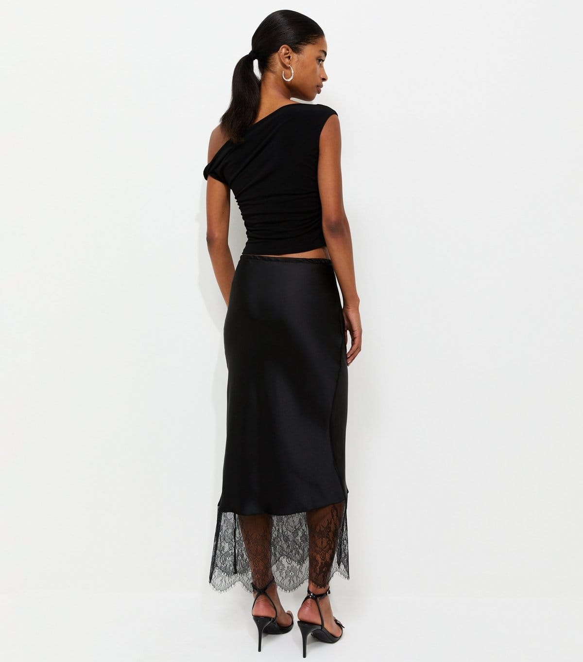 New Look Women's Black Satin Lace Hem Bias Cut Midi Skirt New Look - 4