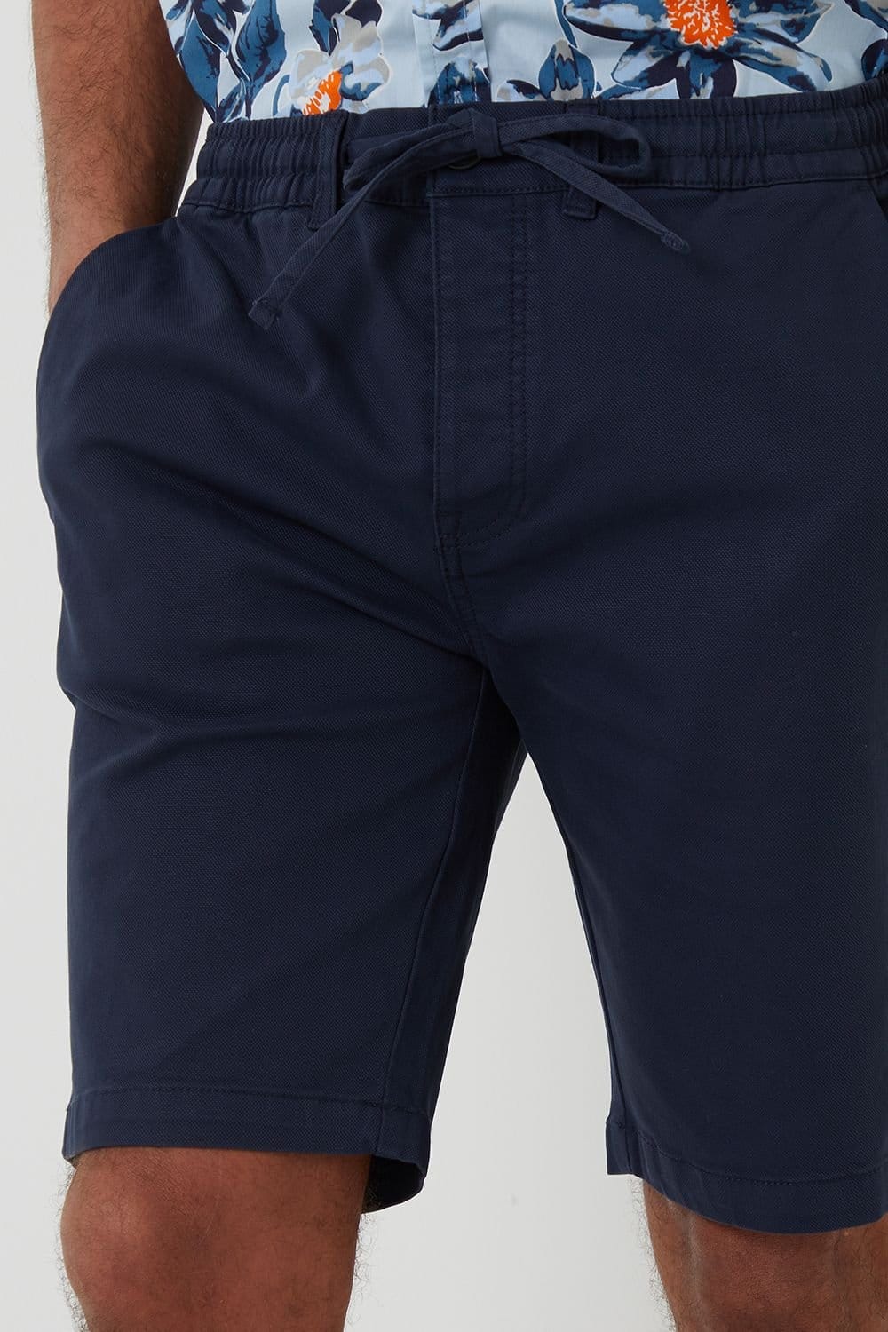 Threadbare Threadbare Men's Elasticated Waist Stretch Chino Shorts in Navy - 4