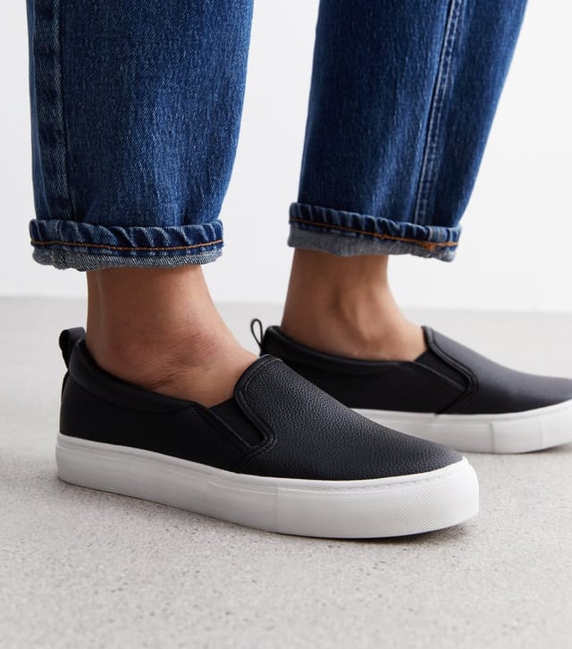 New Look Women's Black Leather-Look Slip On Trainers New Look - 2