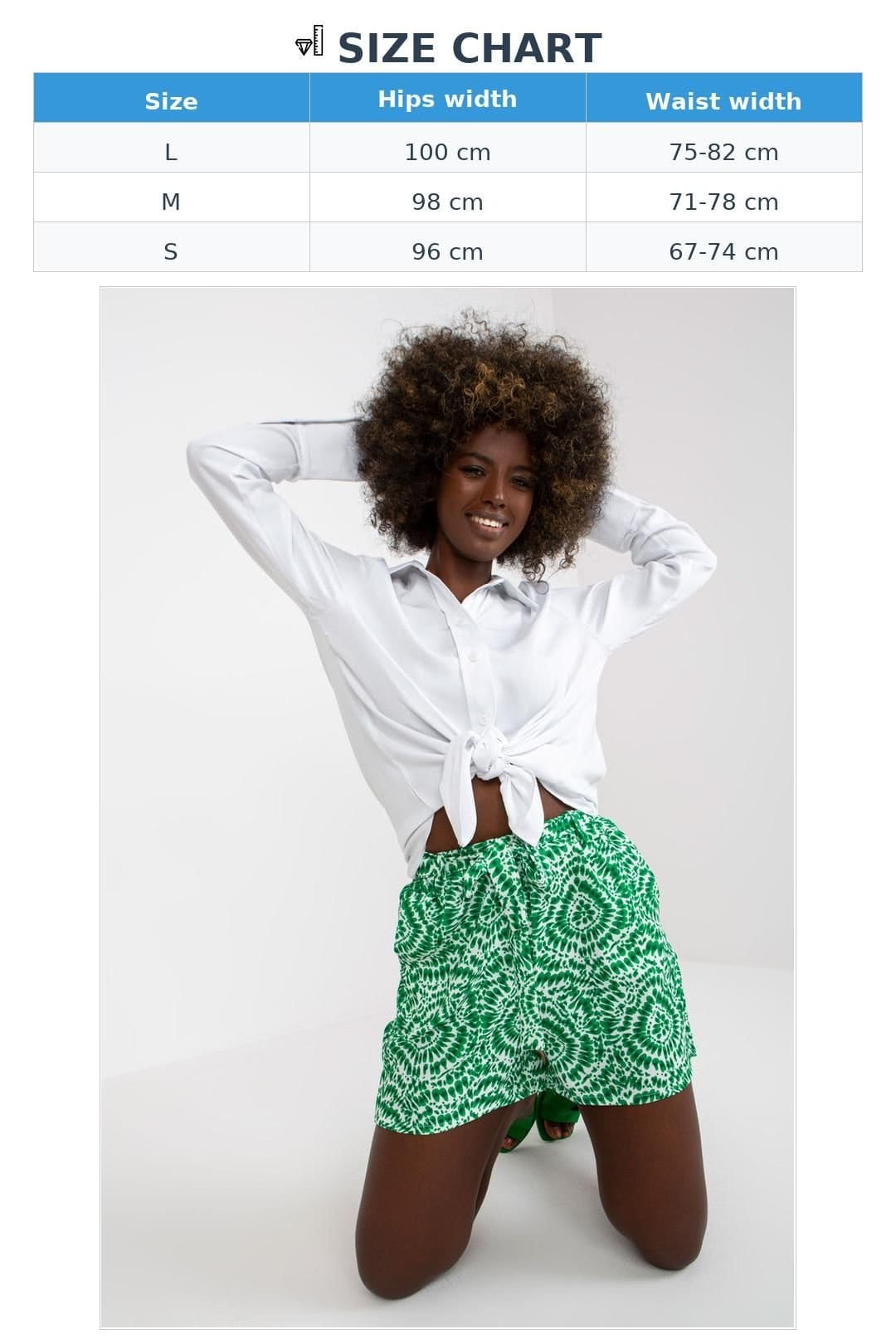 Love Lace Love Lace Women's Patterned Fabric Shorts With Side Slip Pockets Style 168151 in Green - 4