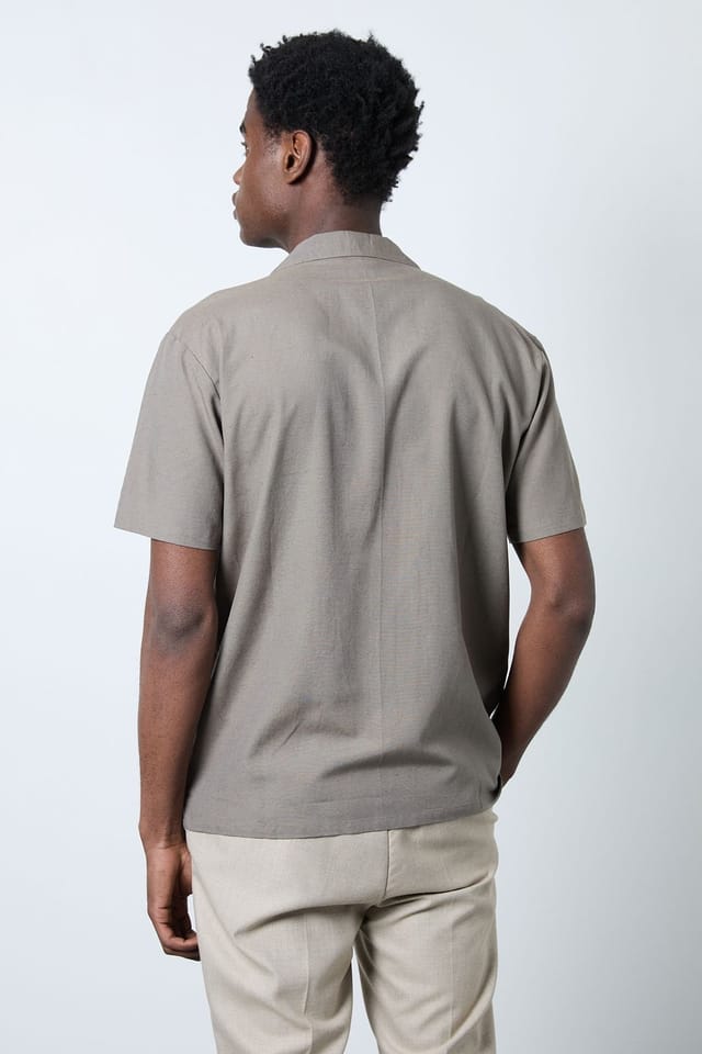 Burton Burton Men's Khaki Linen Blend Short Sleeve Resort Shirt - 3