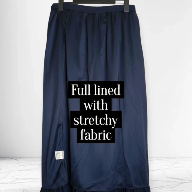 Boutique Navy blue cake skirt size 12 14 16 midi tulle layered