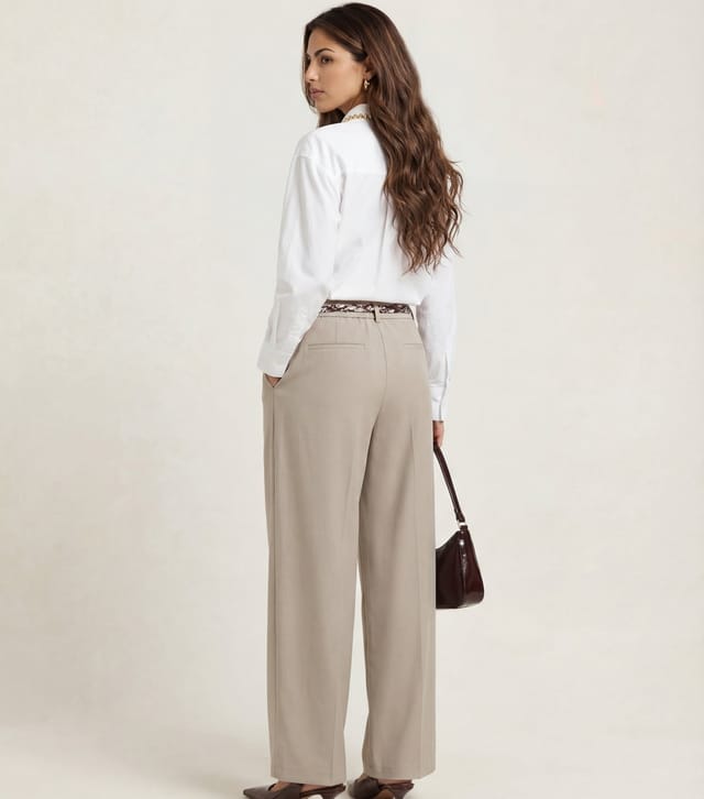 Urban Bliss Women's Light Grey Belted Wide Leg Trousers Urban Bliss New Look - 2