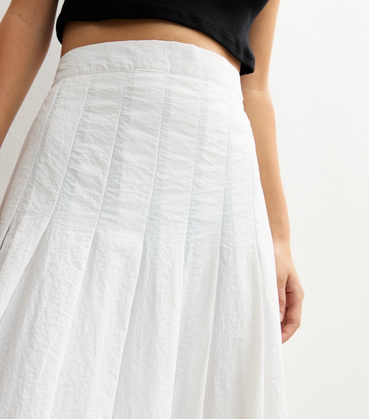New Look Women's White Pleated Midi Skirt New Look - 2