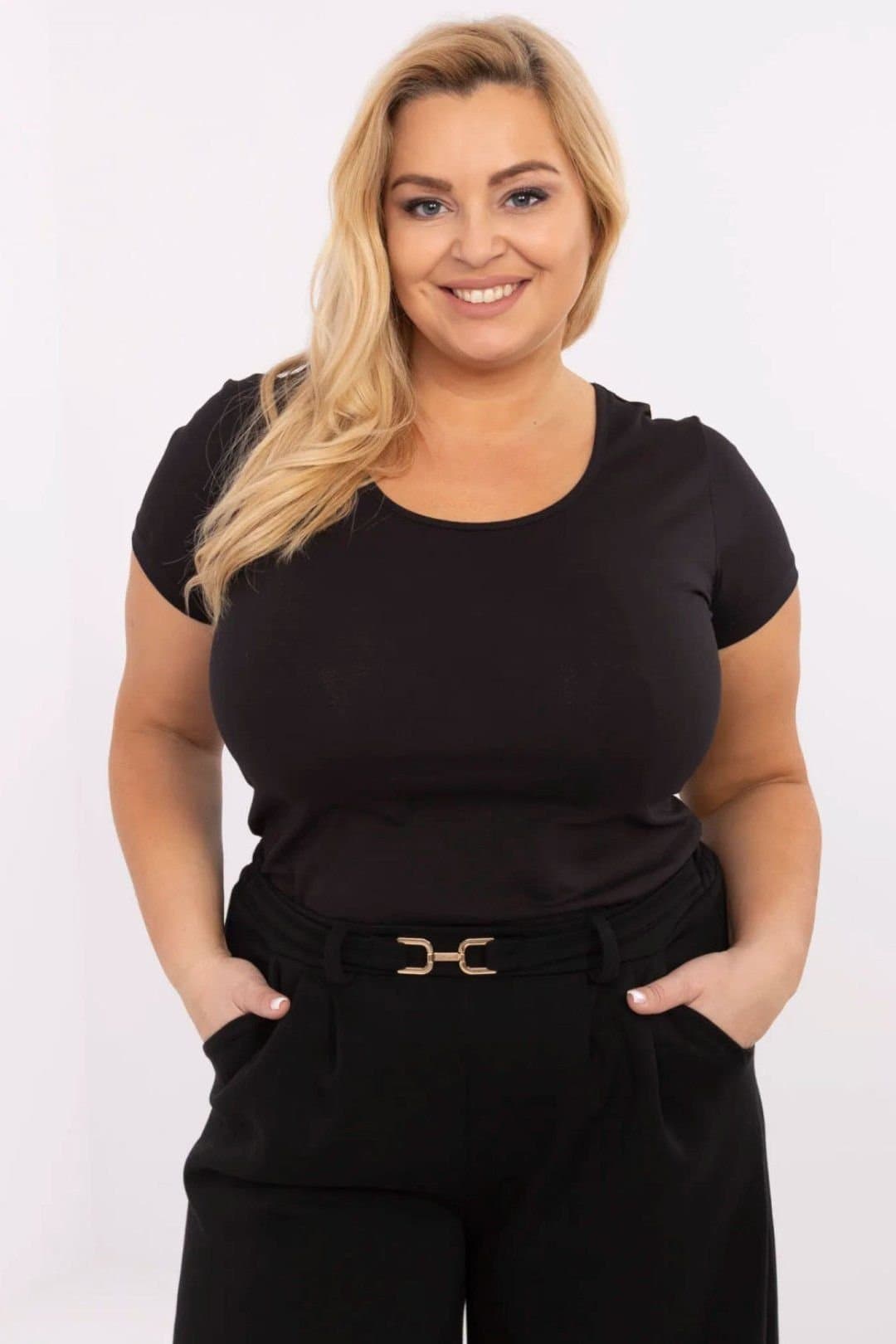 Love Lace Love Lace Women's Plus Size Cotton Elastane Casual T-Shirt in Black