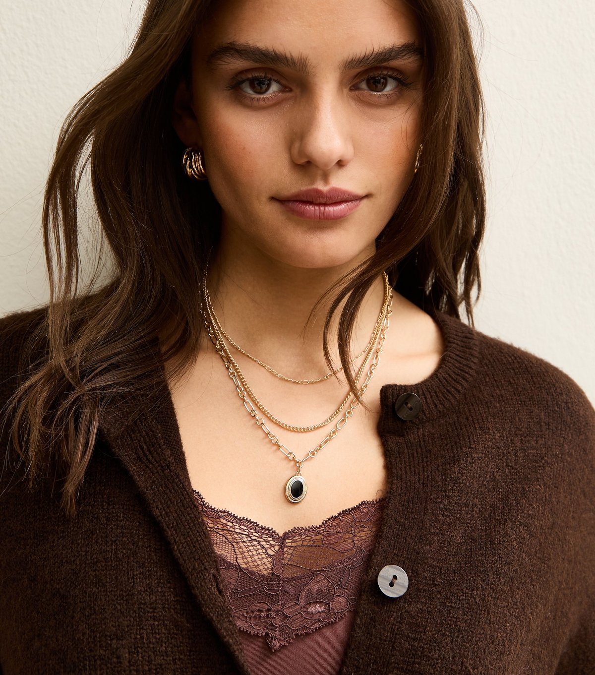 New Look Gold Tone 3- Layer Sleek Chain Oval Pendant Necklace. New Look - 2