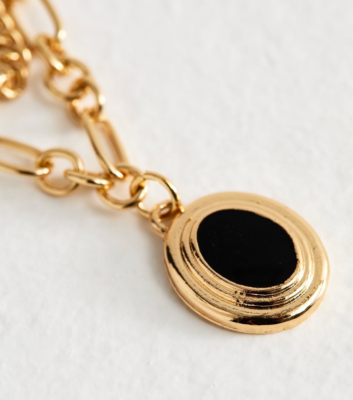 New Look Gold Tone 3- Layer Sleek Chain Oval Pendant Necklace. New Look - 4