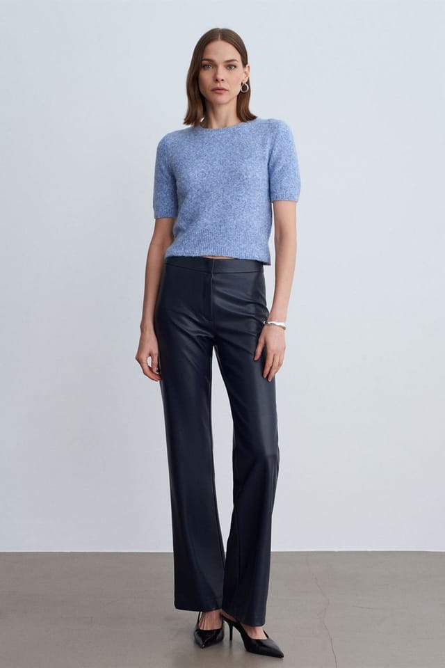 Dilvin Dilvin Women's Faux Leather Flare Pants in Navy - 2