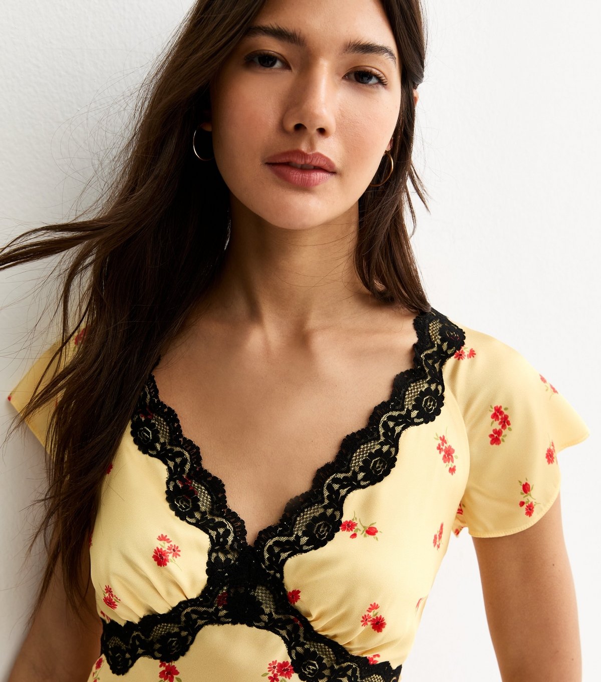 New Look Women's Yellow Satin Floral Lace Trim Mini Dress New Look - 2