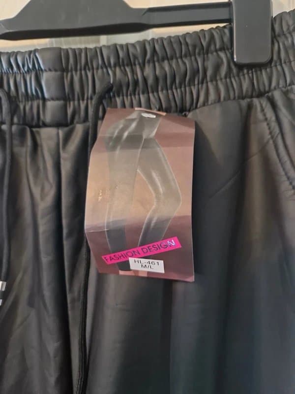 Source Unknown Size M/L but 10/12 Grab a bargain look at listings.
