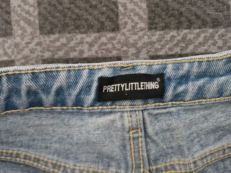 PrettyLittleThing G1 Prettylittlething Women's Denim Shorts size 10