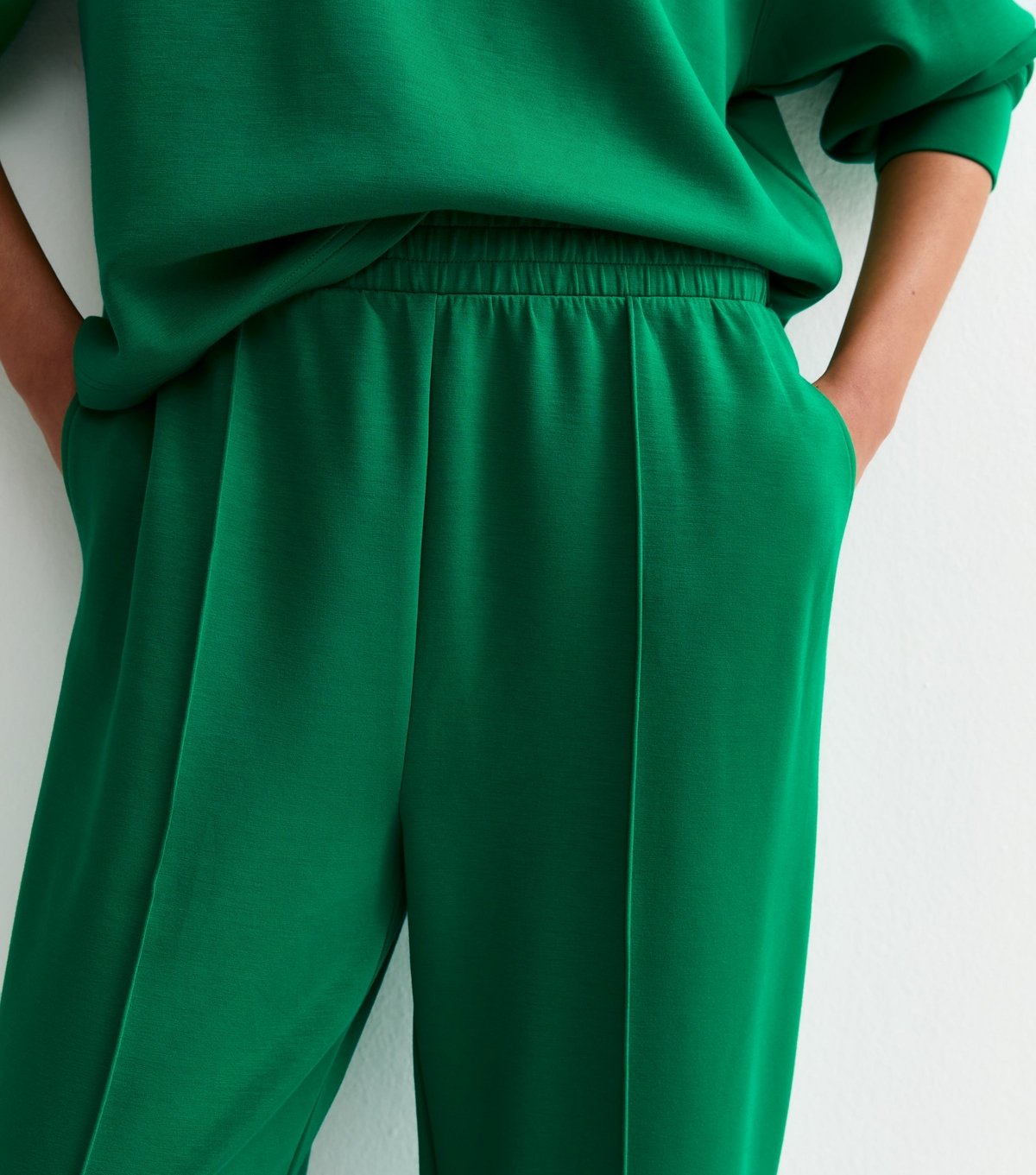 New Look Women's Premium Bright Green Jersey Joggers New Look - 2