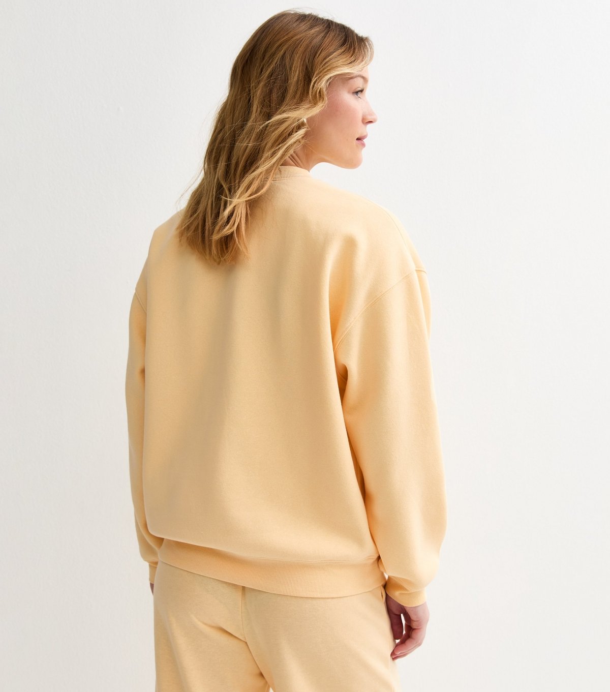 New Look Women's Light Yellow Crew Neck Sweatshirt New Look - 4