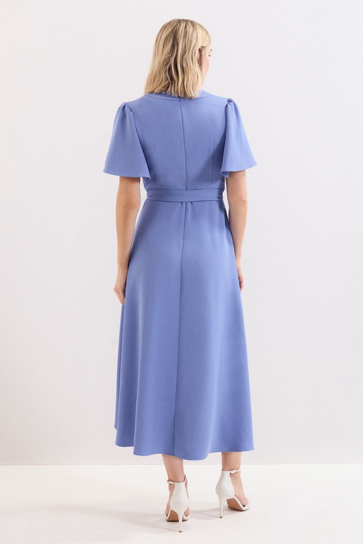 Phase Eight Phase Eight Women's Jessica Short Sleeve V-Neck Midi Dress in Baby Blue - 4