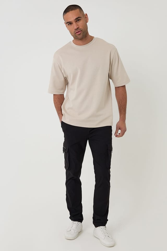 Threadbare Threadbare Men's Slim Fit Stretch Cargo Trousers in Black - 3