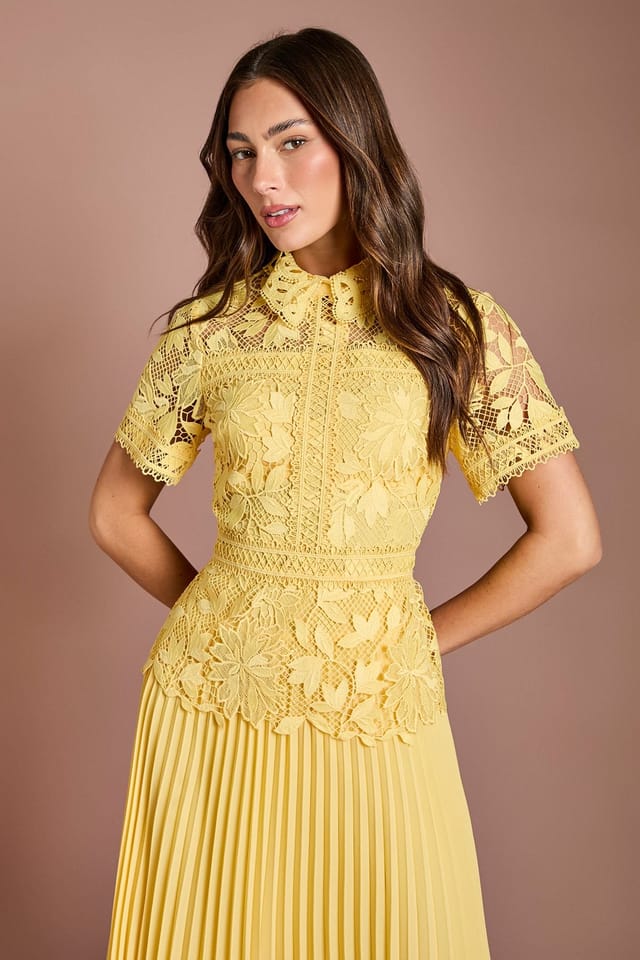 Coast Coast Women's Lace Top Pleated Dress in Lemon - 2