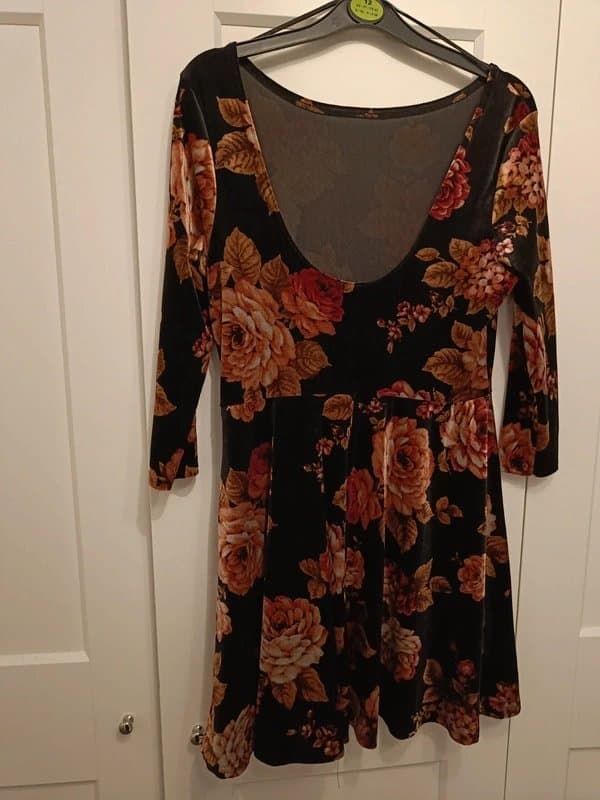 New Look Floral velvet dress