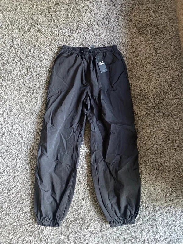 New Look Girls Black Summer Cargo Pants Aged for 15years New Look New Tags