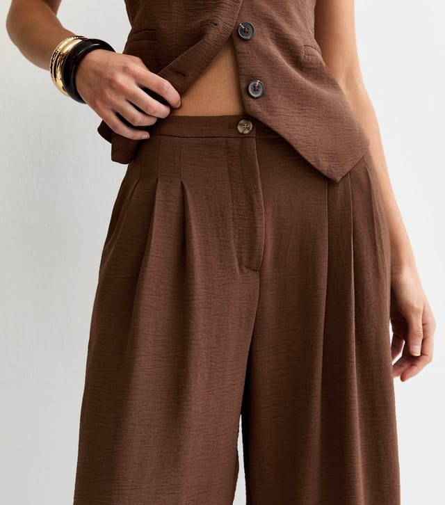 New Look Women's Dark Brown Wide Leg Pleated Trousers New Look - 2
