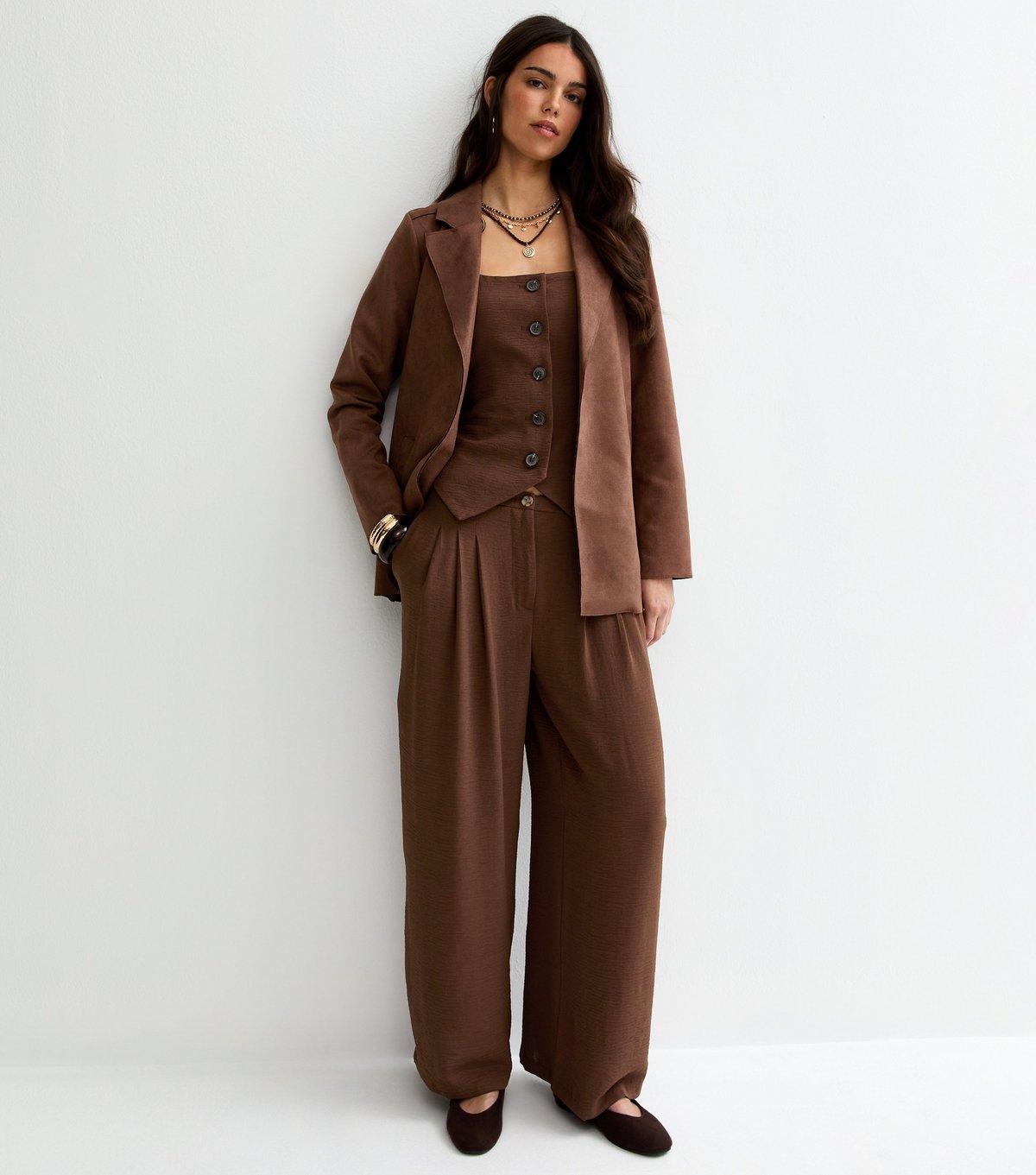 New Look Women's Dark Brown Wide Leg Pleated Trousers New Look - 3
