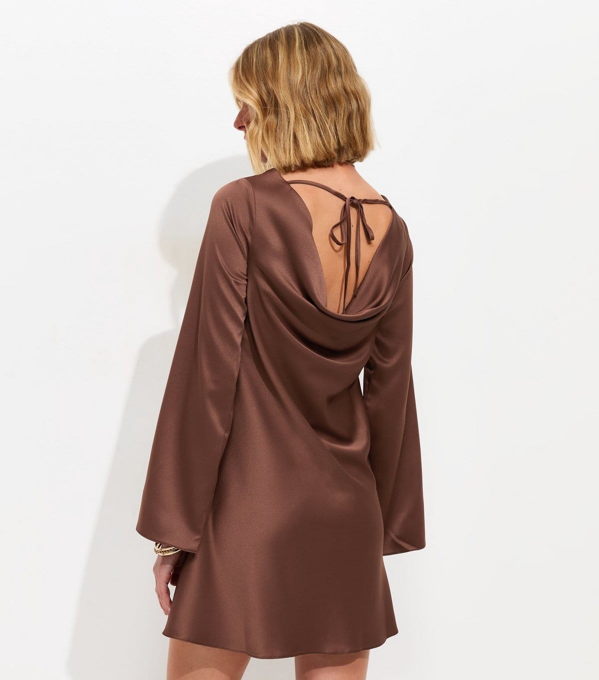 New Look Women's Dark Brown Satin Flared Sleeve Cowl Back Mini Dress New Look - 4