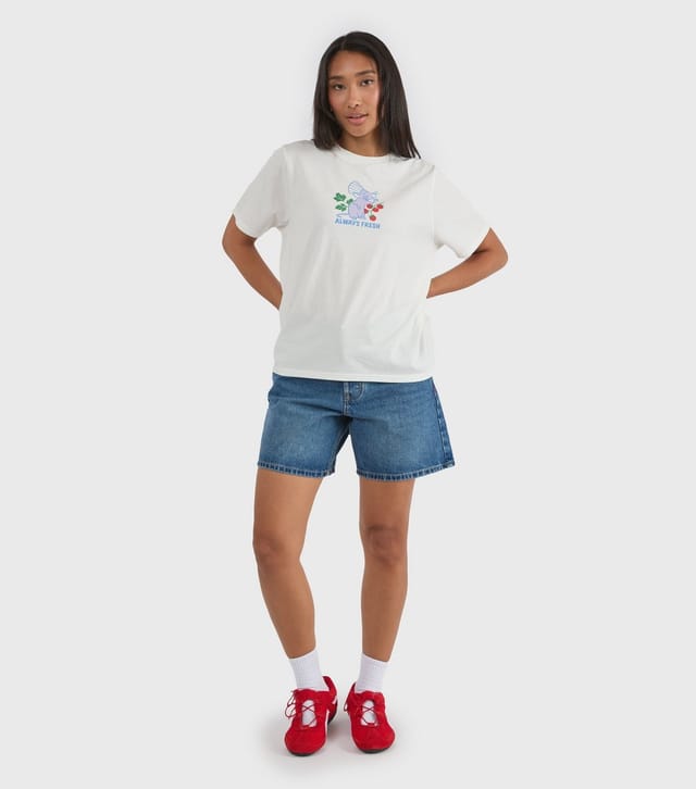 Custard Women's White Disney Ratatouille Printed T-Shirt Custard New Look - 3
