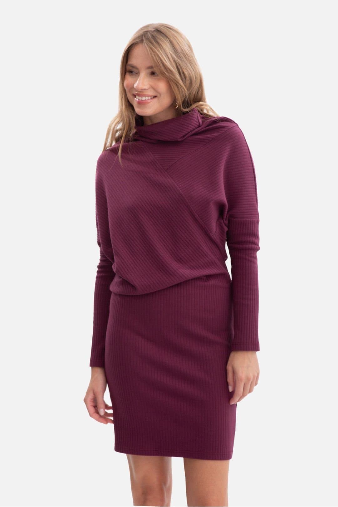 Love Lace Love Lace Women's Ribbed Stand Collar Batwing Sleeve Dress in Violet