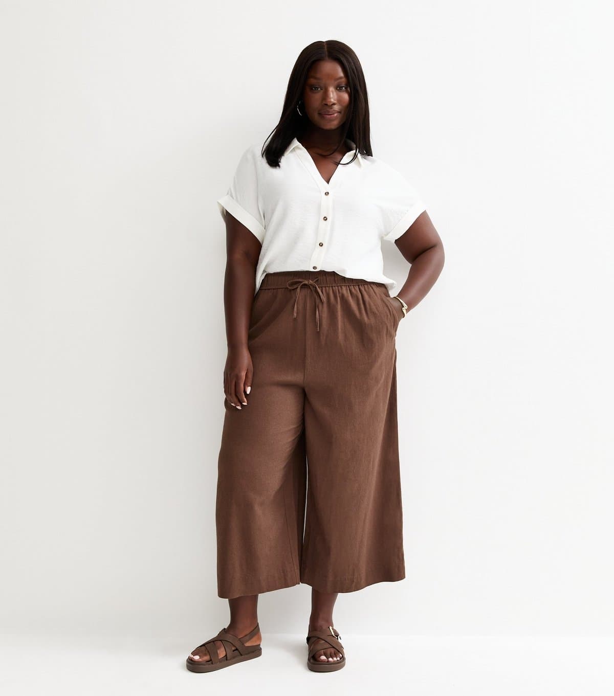 New Look Women's Plus Size Dark Brown Linen Blend Cropped Drawstring Trousers Curves New Look