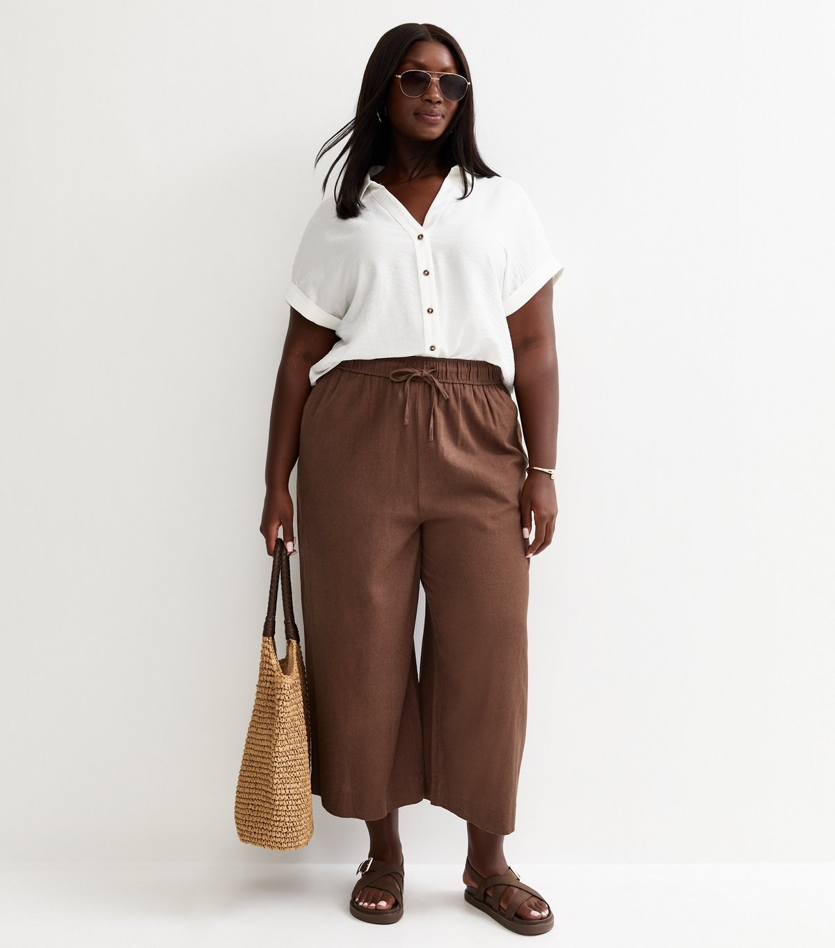 New Look Women's Plus Size Dark Brown Linen Blend Cropped Drawstring Trousers Curves New Look - 2