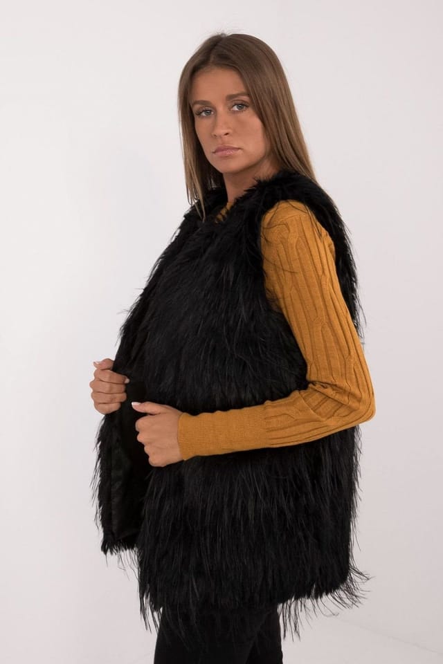 Love Lace Love Lace Women's Faux Fur Lined Hoodless Gilet Vest in Black - 2