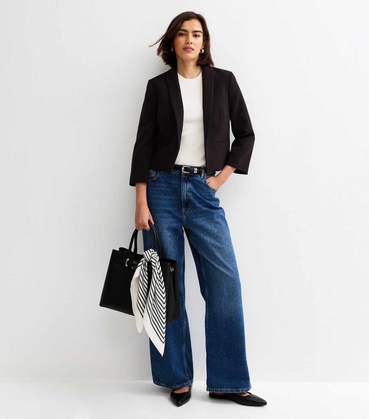 New Look Women's Black Cropped Blazer New Look - 3