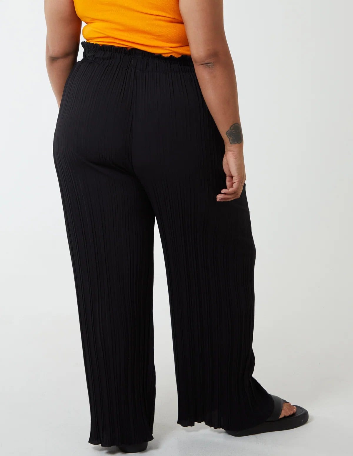 Blue Vanilla Curve Plain Elasticated Waist Plisse Culotte - 4