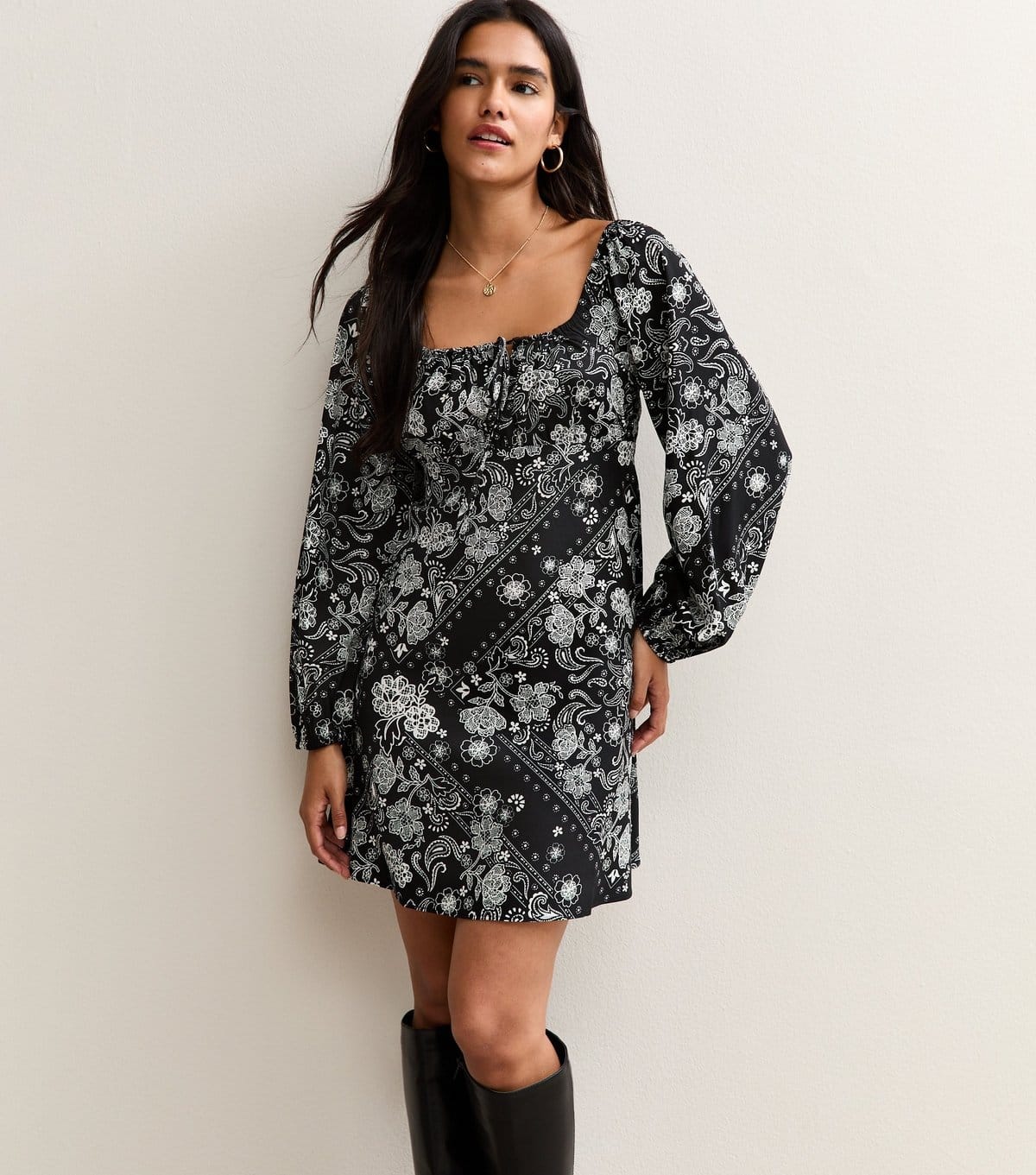 New Look Black Paisley Print Long Sleeve Mini Dress
