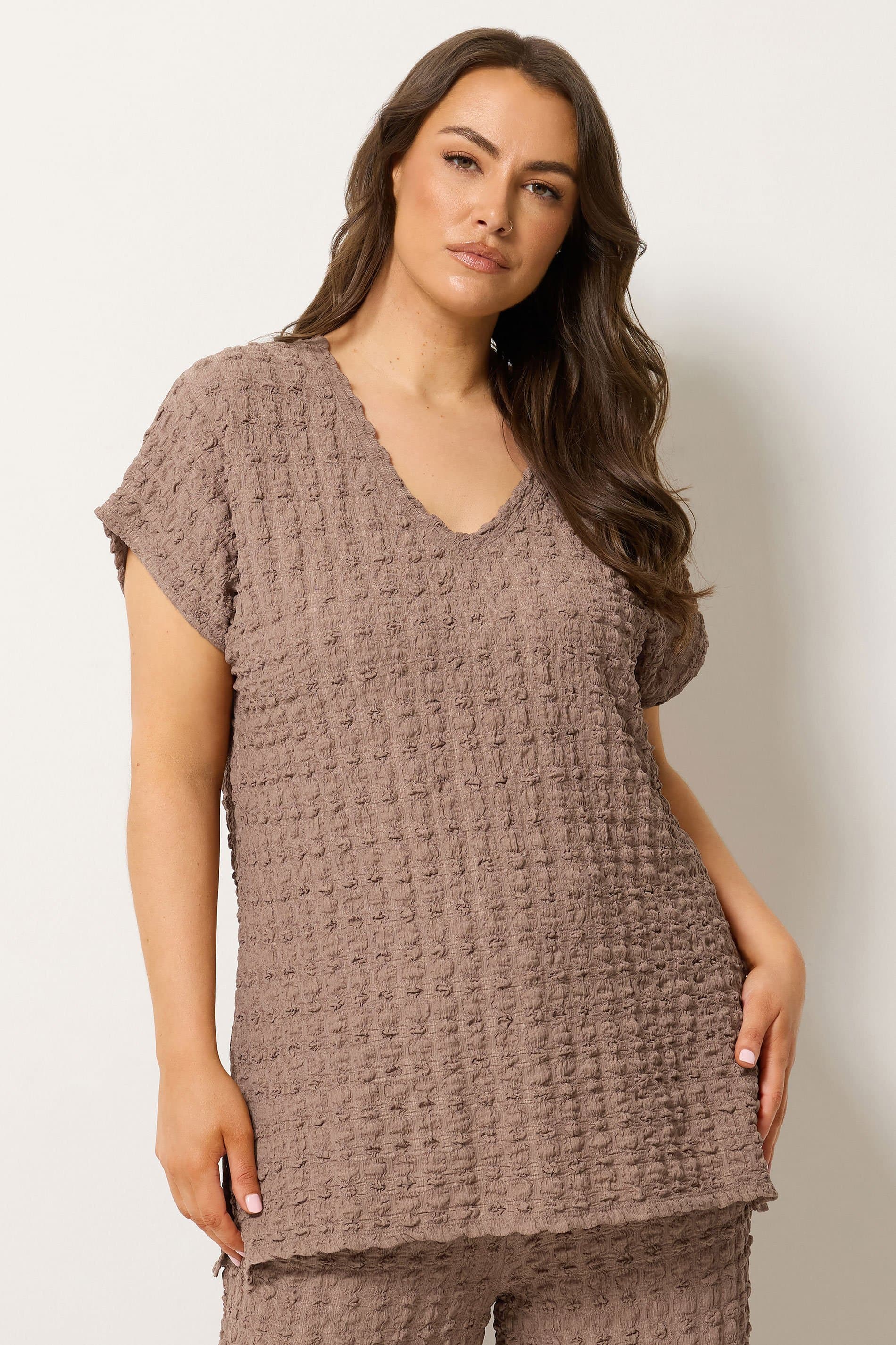 Yours Plus Size Brown Bubble Textured Tshirt