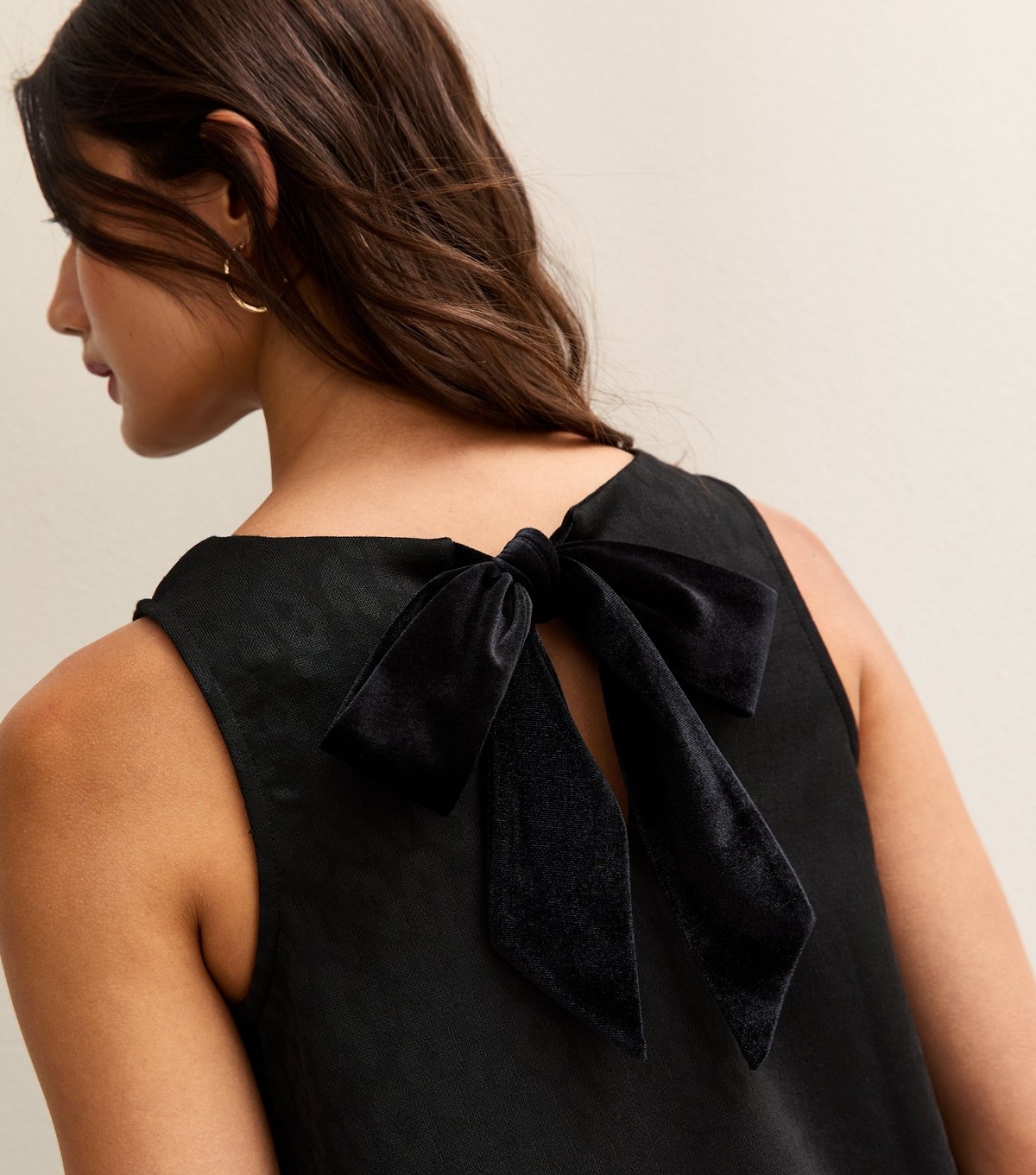 New Look Women's Black Sleeveless Back Bow Mini Dress New Look - 3