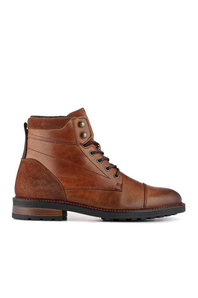 Jones Bootmaker Jones Bootmaker Men's Dusseldorf Leather Lace-Up Boots in Tan - 2