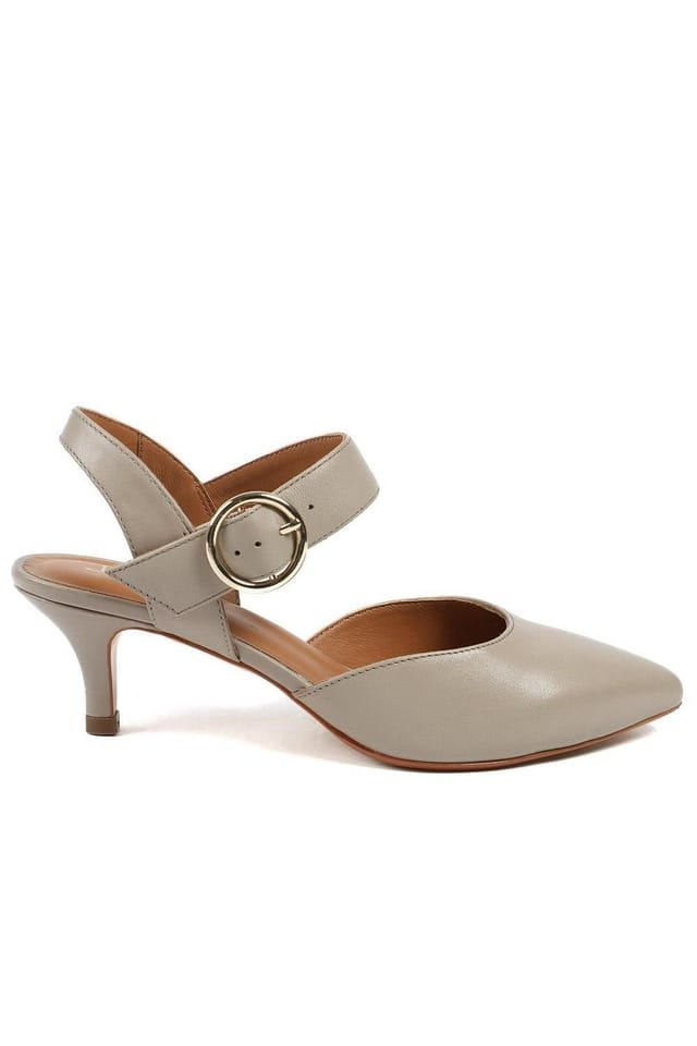 Jones Bootmaker Jones Bootmaker Women's Yohanna Leather Court Shoes in Beige - 2