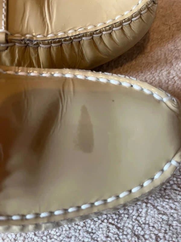 Louis Vuitton Louis Vuitton moccasin lombok patent calf beige 7 (39.5 on box)