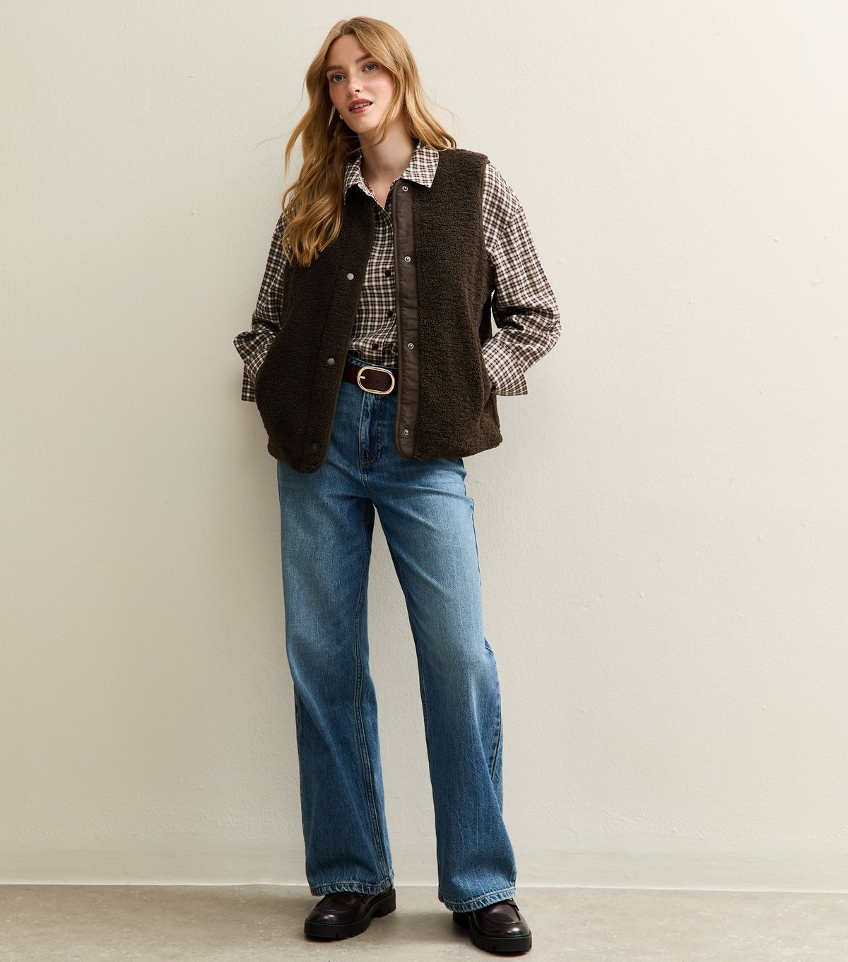 New Look Women's Dark Brown Borg Sleeveless Gilet Jacket New Look - 3