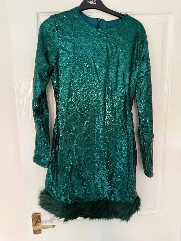 Shein BNWT Green Sequin Long Sleeve Mini Dress with Faux Fur - size M