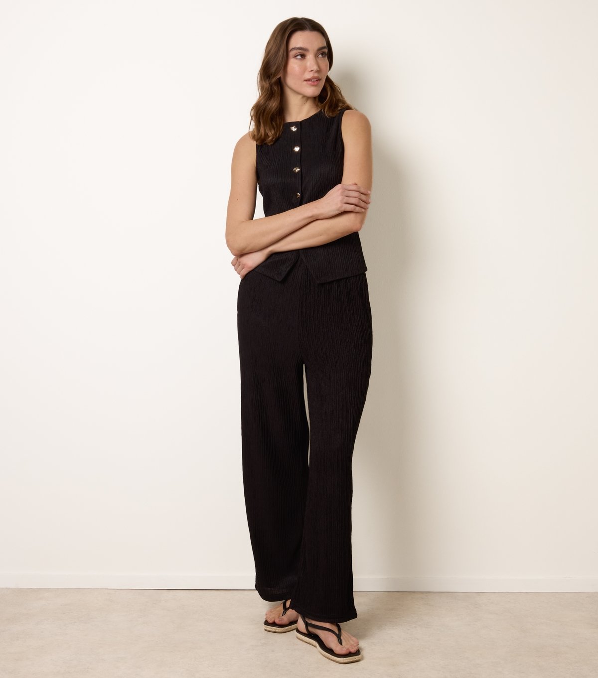 Blue Vanilla Women's Black Ribbed Abstract Button Waistcoat Blue Vanilla New Look - 2