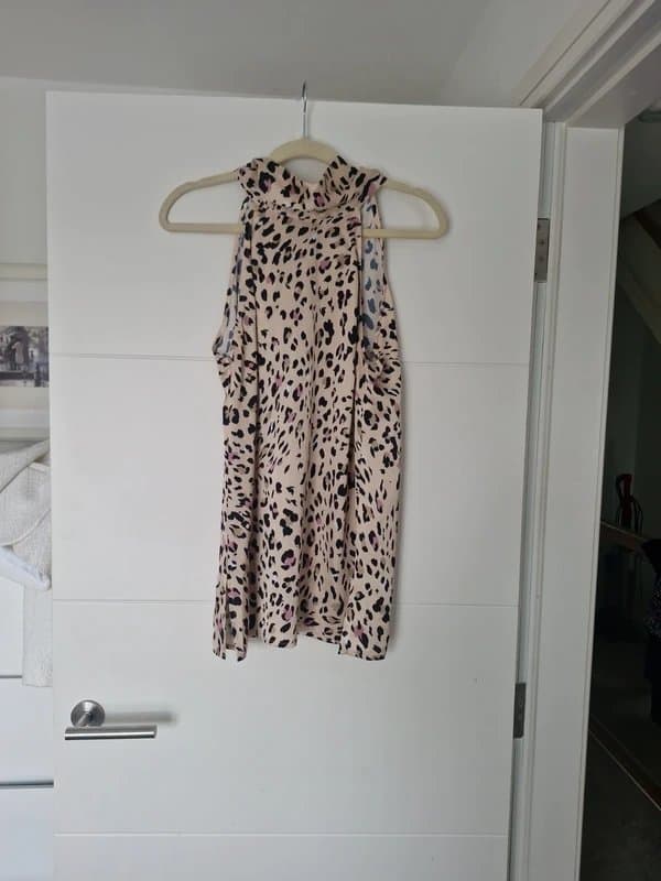 Never Fully Dressed Never Fully Dressed ladies tie back halter neck top Leopard Print sz M