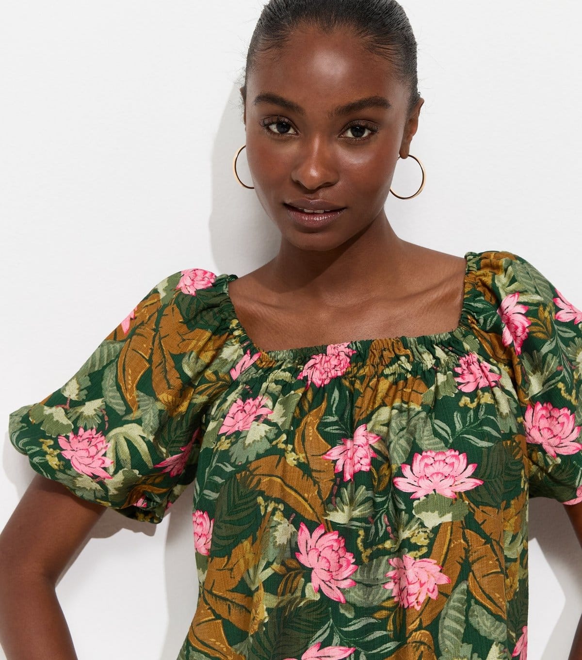 New Look Women's Green Lotus Print Square Neck Blouse New Look - 4