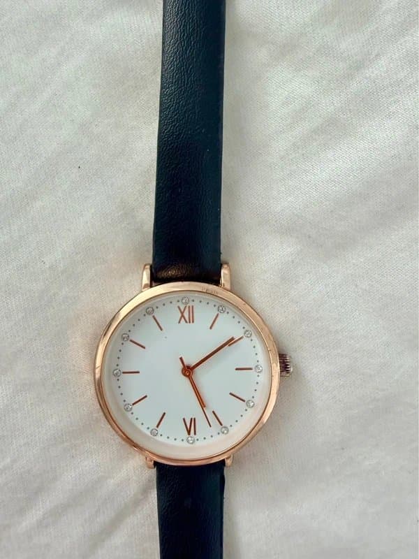 New Look Black and rose gold watch