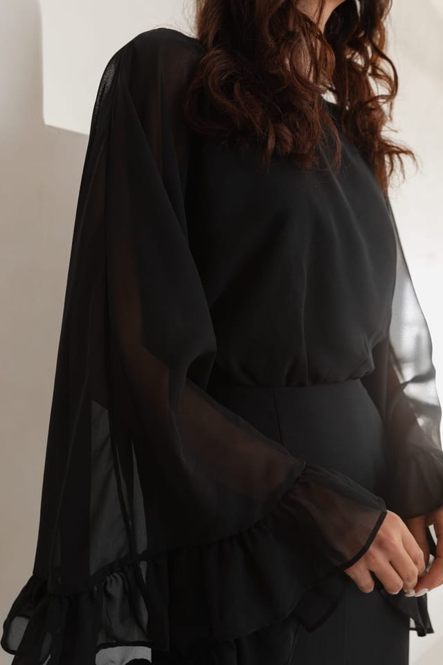 Anaya with Love Anaya with Love Women's Oversized Ruffle Sleeve Maxi Dress in Black - 2