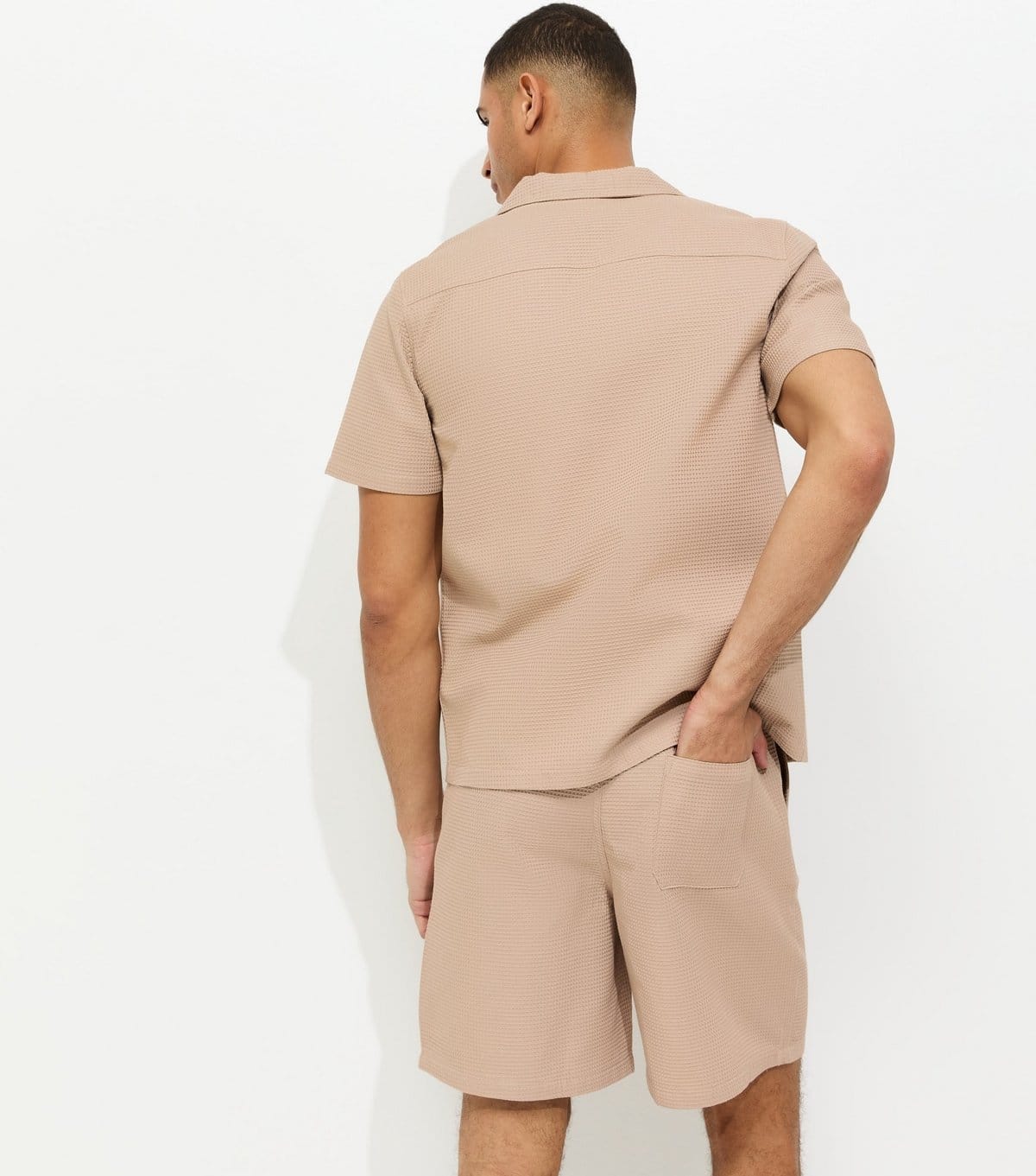 New Look Men's Stone Relaxed Waffle Drawstring Shorts New Look - 4