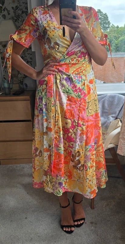 Never Fully Dressed Never fully dressed wrap dress size M