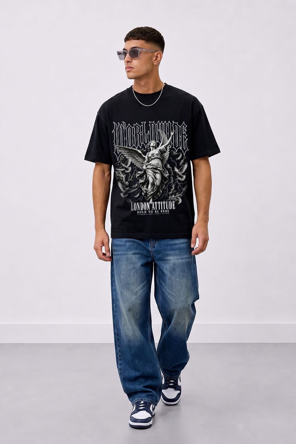 LONDON ATTITUDE LONDON ATTITUDE Men's Worldwide Angel Oversized Heavyweight Graphic T-Shirt in Black
