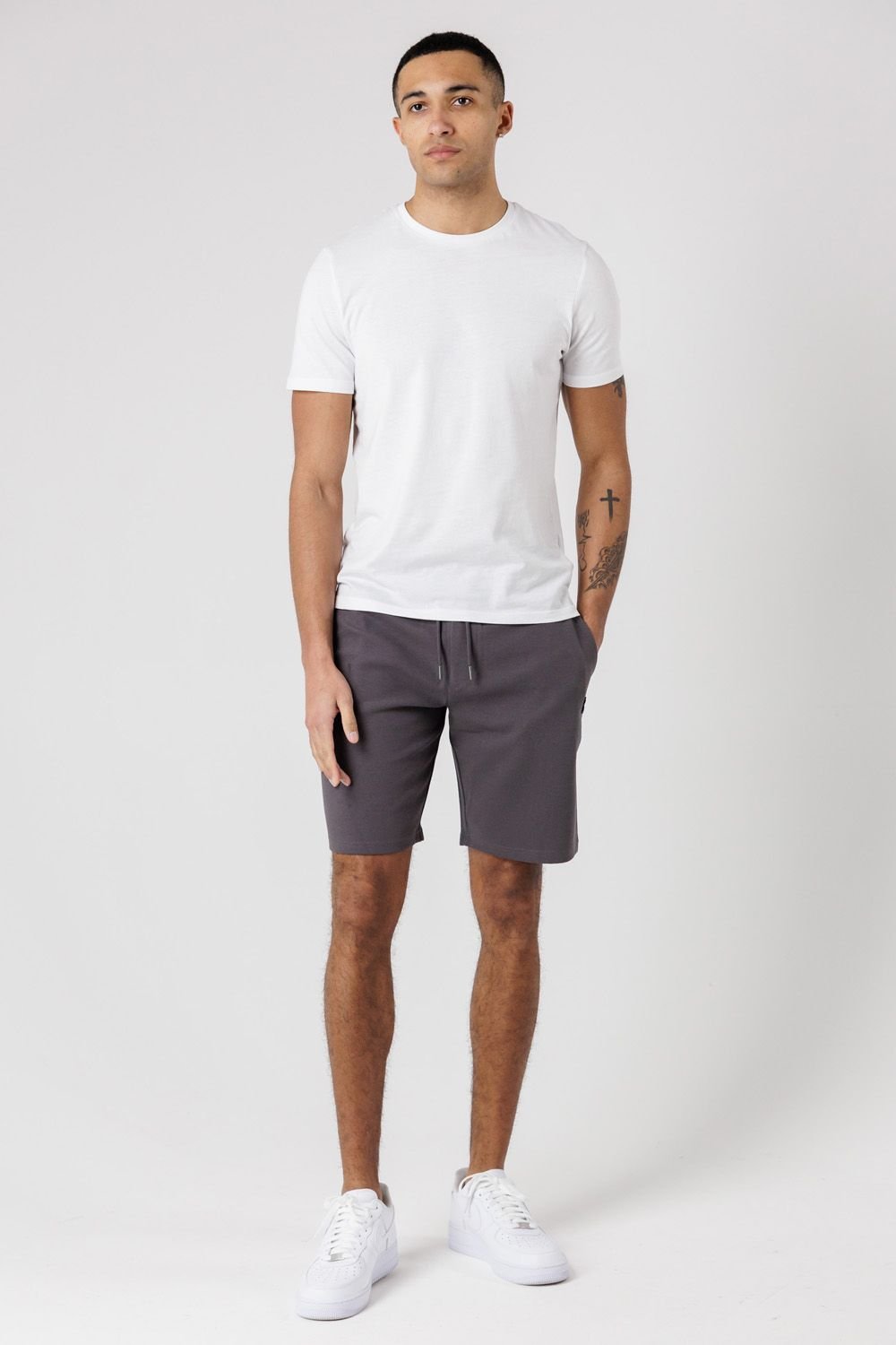 Tokyo Laundry Tokyo Laundry Men's Jogger Shorts with Logo Badge & Drawstrings in Grey - 3