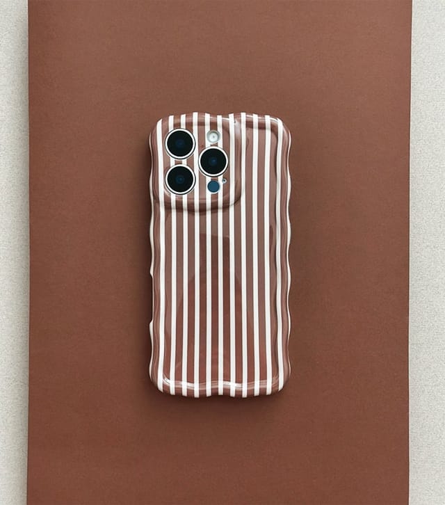 Coconut Lane Chestnut Stripe Wavy Phone Case Coconut Lane New Look - 2